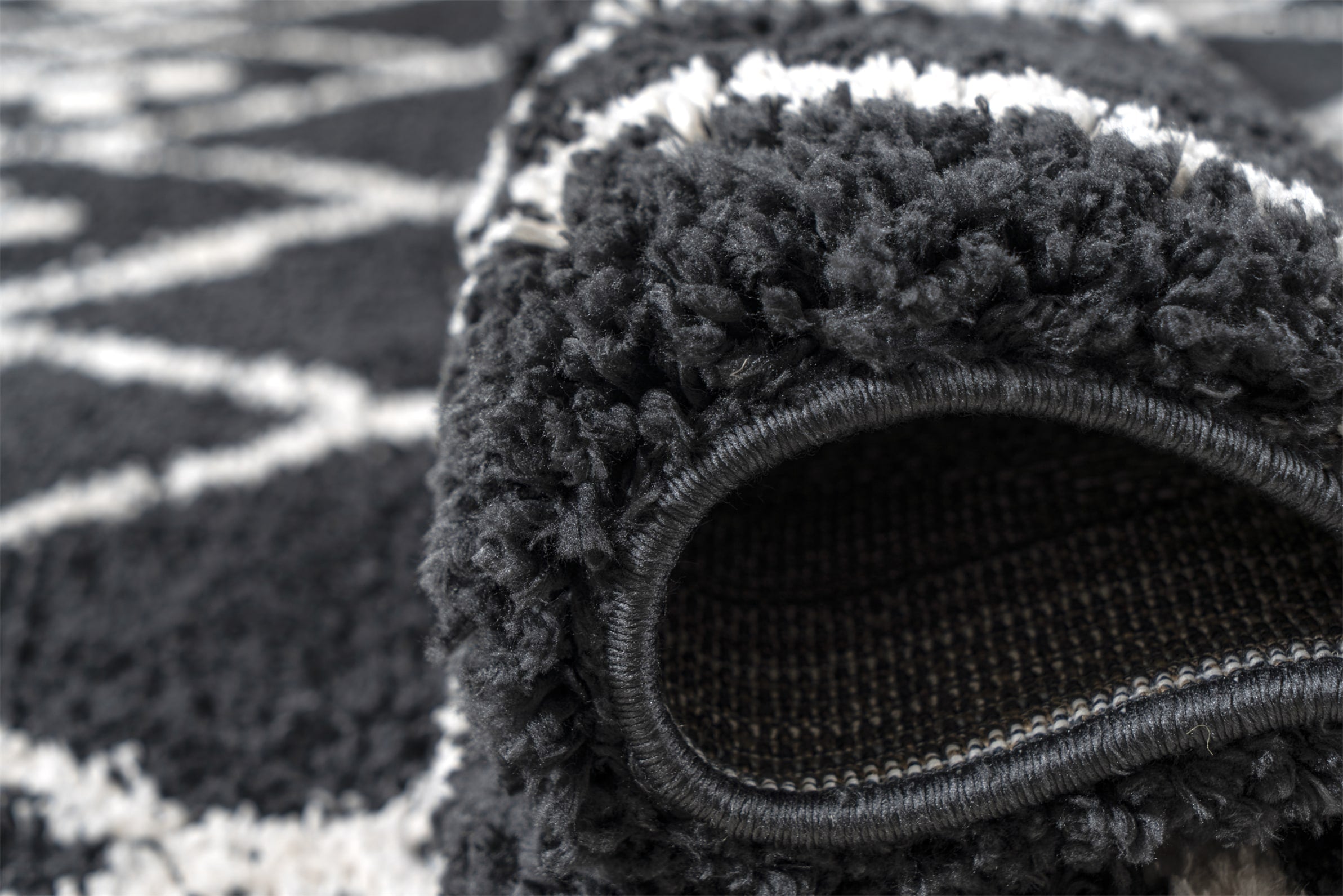Milo Rug - Black 04 6