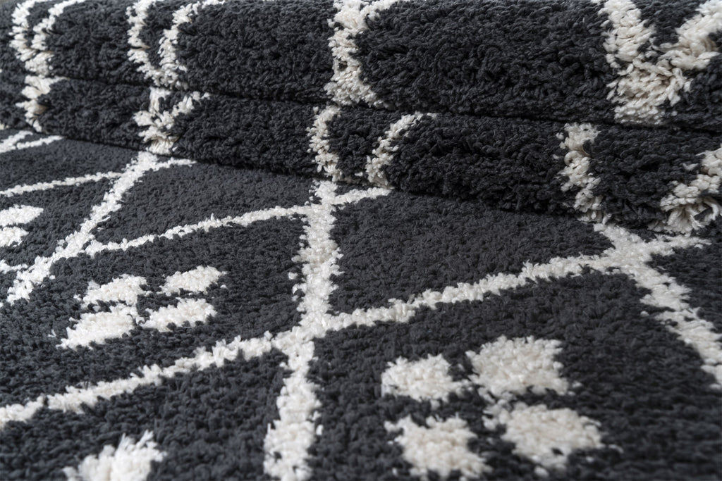 Milo Rug - Black 04 7