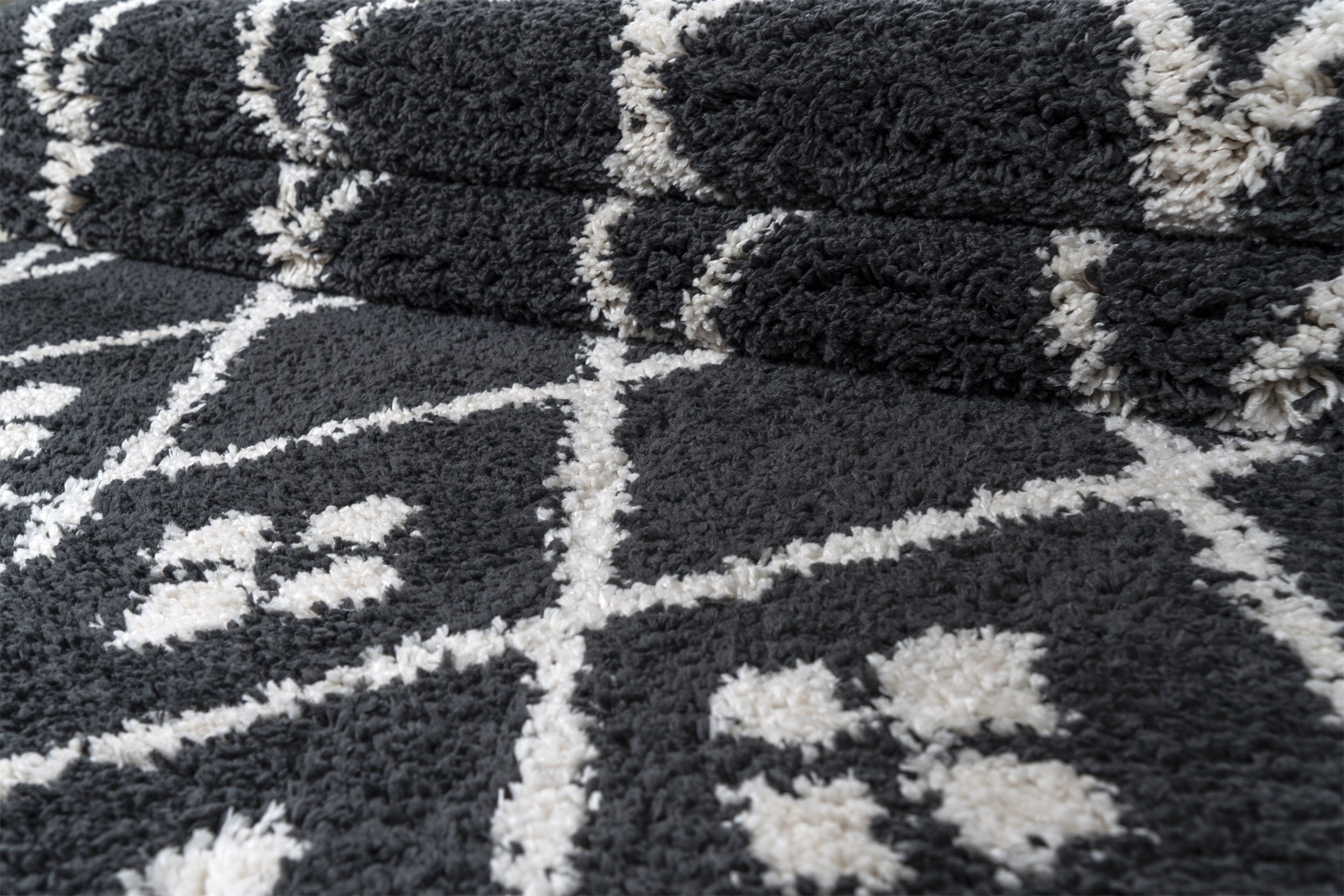 Milo Rug - Black 04 7