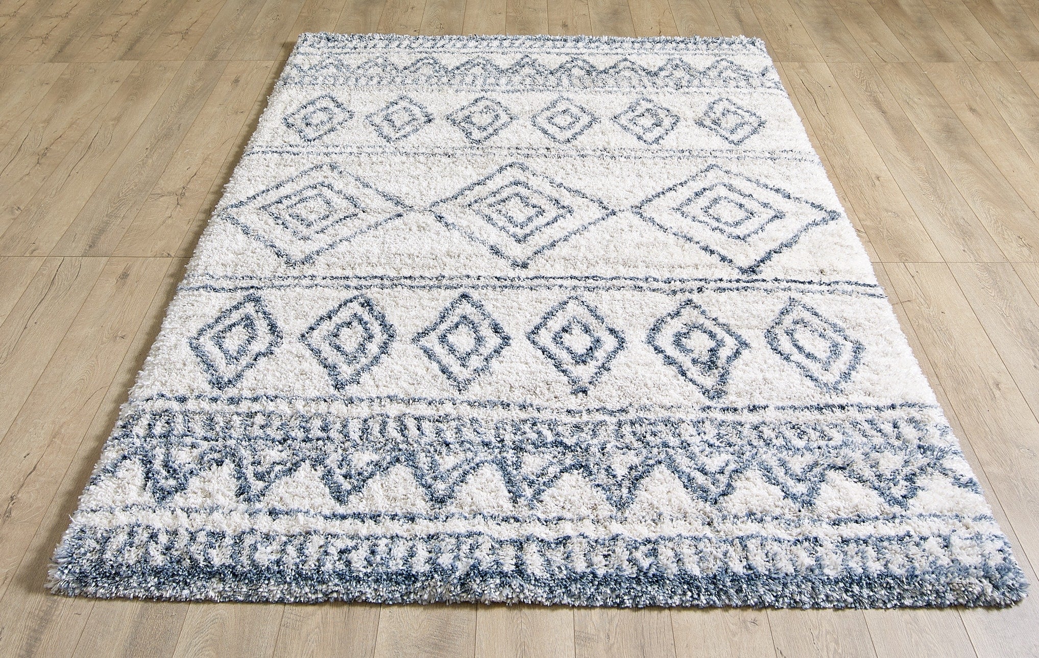 Venice Rug - White 2941 2